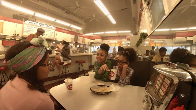 Screenshot aus 'Travelling While Black'